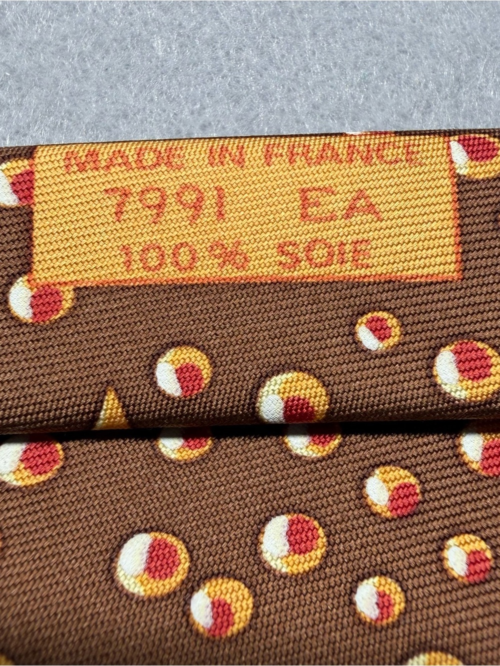 Vintage Hermes Brown Tie 100% Silk Pea Pod Pattern 7991EA - Picture 7 of 7
